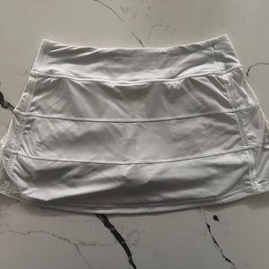 Lululemon Pace Rival Mid-Rise Tall Skirt